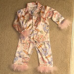 Super cute Easter 🐣 Jammie’s